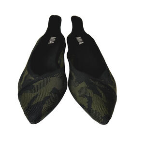 Mia Jeanette Ballet Flats Womens 8.5 Camo Print Pointed Toe Fall Staple Pull On